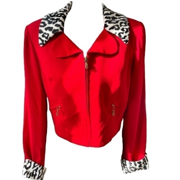 𝅺KELLY Graham cropped jacket, size 8, zipped front and pockets, shoulder pads - Picture 1 of 5